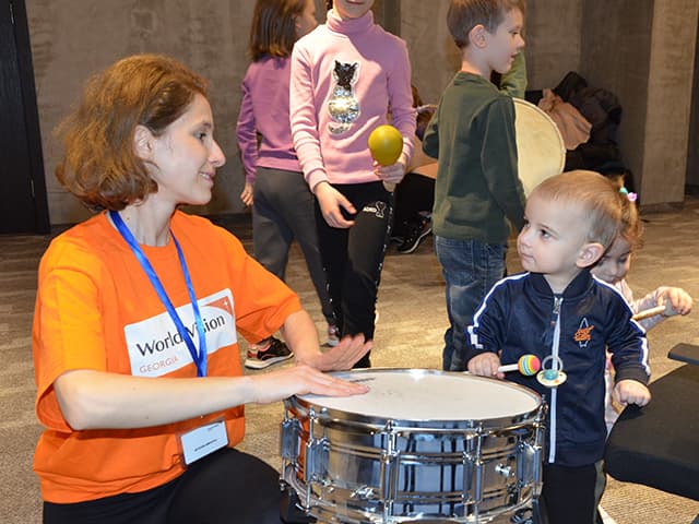 In Georgia, music therapy is helping Ukrainian refugee children express their feelings through music and dance.