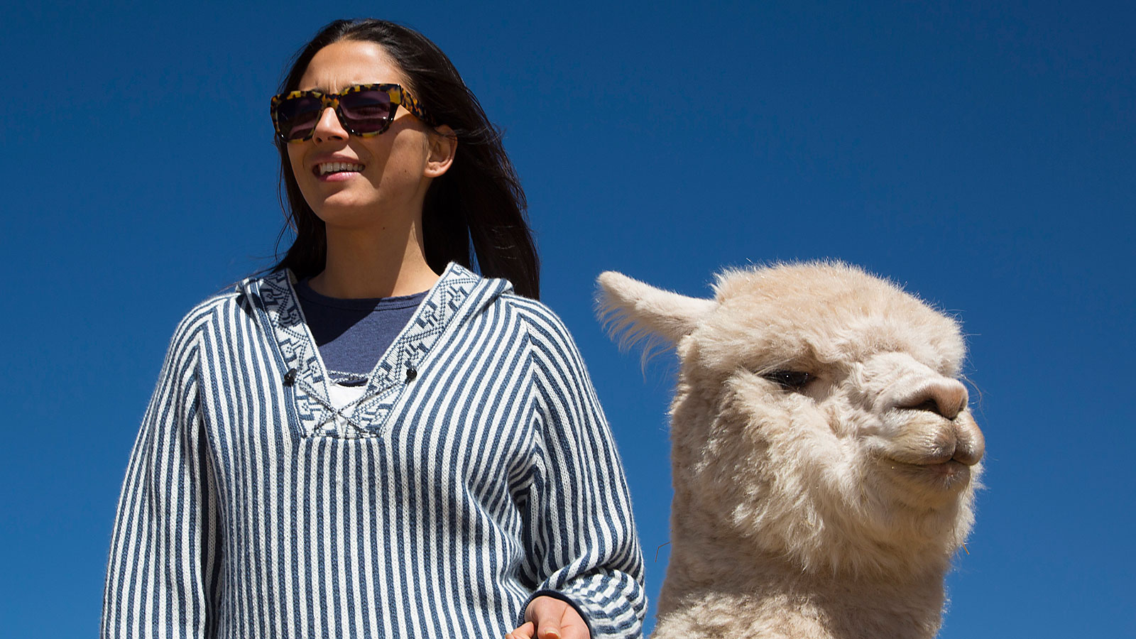 Jessica Gomes with a llama